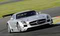 Mercedes SLS AMG GT3 gris 3/4 avant droit filé penché