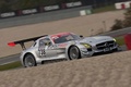 Mercedes SLS AMG GT3 gris 3/4 avant droit filé penché