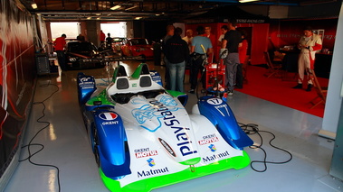 Pescarolo proto LMP1 blanc/bleu Prestige Racing 3/4 avant droit