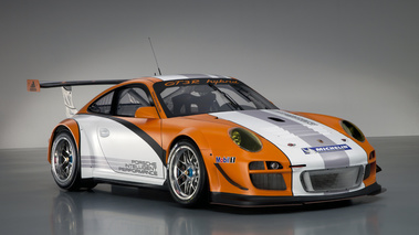 Porsche 911 GT3 R Hybrid 2011 3/4 avant studio