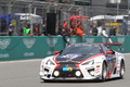 Lexus LF-A Race Car noir/blanc 3/4 avant droit filé