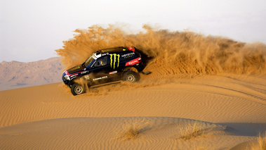 Dakar 2011 BMW sur dune