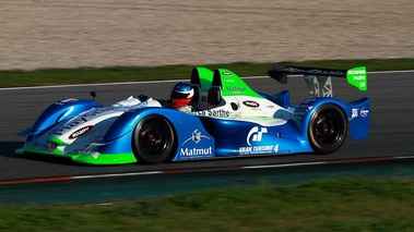 Prestige Racing Barcelona - 04.11.10 - Pescarolo LMP2 bleu/vert 3/4 avant gauche filé