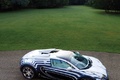 Bugatti Veyron Grand Sport L'Or Blanc 3/4 avant droit vue de haut debout