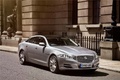 Jaguar XJ 2012 gris 3/4 avant droit 2