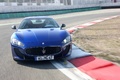 Maserati GranTurismo MC Stradale bleu face avant travelling