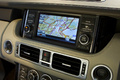 Range Rover beige écran console centrale