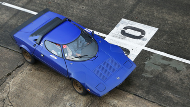 Coupes de Printemps 2015 - Lancia Stratos HF bleu 3/4 avant droit vue de haut