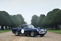 Aston Martin DB4 GT bleu 3/4 avant droit 