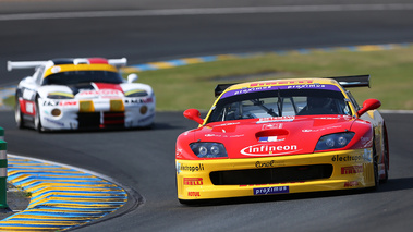 Le Mans Classic 2018 - Ferrari 575 GT1 rouge/jaune face avant