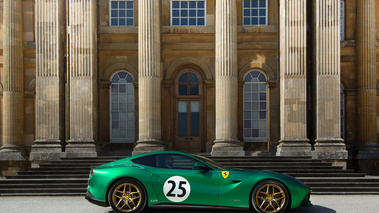 Salon Privé 2017 - Concours Masters - Ferrari F12 vert profil