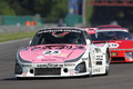 Porsche 935, blanc+rose, action face