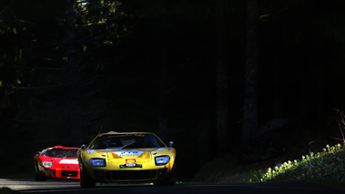 Tour Auto 2013 - Ford GT40 jaune face avant