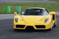 GT Prestige 2012 - Montlhéry - Ferrari Enzo jaune 3/4 avant gauche