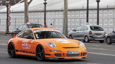 NFS Most Wanted 2012 - Porsche 997 GT3 RS orange 3/4 avant droit