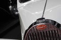 Bugatti blanc/noir logo calandre