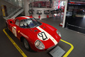 Musée Ferrari - 250 LM rouge 3/4 avant droit vue de haut