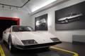 Musée Ferrari - P6 blanc 3/4 avant droit