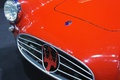 Maserati rouge logos capot & calandre