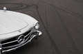 Mercedes 300 SL gris phares avant