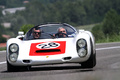 Porsche 910 blanc face avant penché
