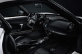 Alfa Romeo 4C blanc mate intérieur
