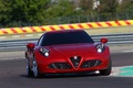 Alfa Romeo 4C rouge face avant 3