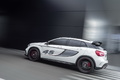 Mercedes-Benz GLA 45AMG Concept - blanc - profil gauche