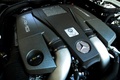 Mercedes CLS 63 AMG Shooting Brake blanc moteur