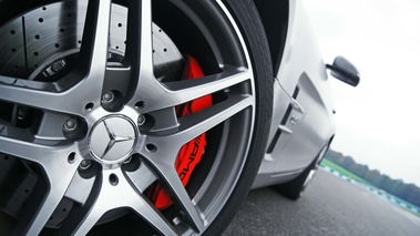 Mercedes SLS AMG Roadster anthracite satiné/mate jante