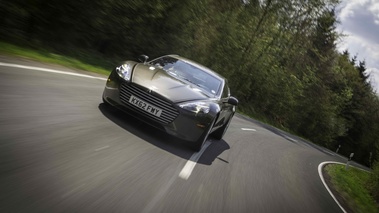 Aston Martin Rapide S gris face avant travelling penché 2
