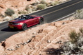 Aston Martin V12 Vantage S Roadster - rouge - 3/4 arrière droit dynamique