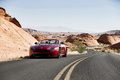 Aston Martin V12 Vantage S Roadster - rouge - face avant