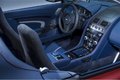 Aston Martin V12 Vantage S Roadster - rouge - habitacle 2