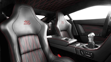 Aston Martin V12 Zagato rouge intérieur