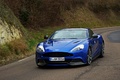 Aston Martin Vanquish bleu 3/4 avant gauche 2