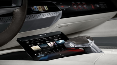 Audi Prologue Concept - Gris - Détail habitacle, tablette tactile