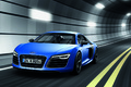 Audi R8 V10 Plus bleu mate 3/4 avant gauche travelling