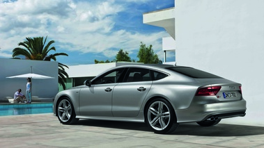 Audi S7 gris 3/4 arrière gauche