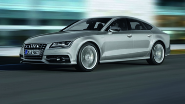 Audi S7 gris 3/4 avant gauche travelling