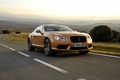 Bentley Continental GT V8 or 3/4 avant droit travelling