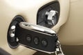 Bentley Continental GTC 2011 anthracite clé de contact