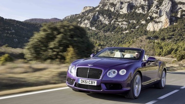 Bentley Continental GTC V8 violet 3/4 avant gauche travelling penché