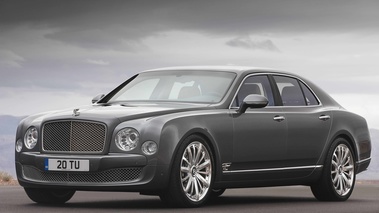 Bentley Mulsanne Mulliner anthracite 3/4 avant gauche