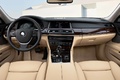 BMW 750Li MY2012 marron tableau de bord