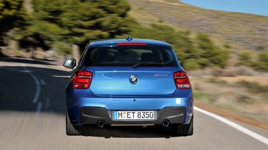 BMW M135i - bleue - face arrière