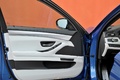 BMW M5 F10 bleu panneau de porte
