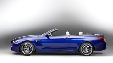 BMW M6 Cabrio - bleu - profil gauche, décapoté