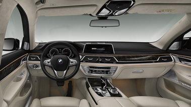 BMW Série 7 2015 - Habitacle 1