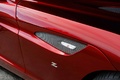 BMW Zagato Coupé rouge logo aile avant